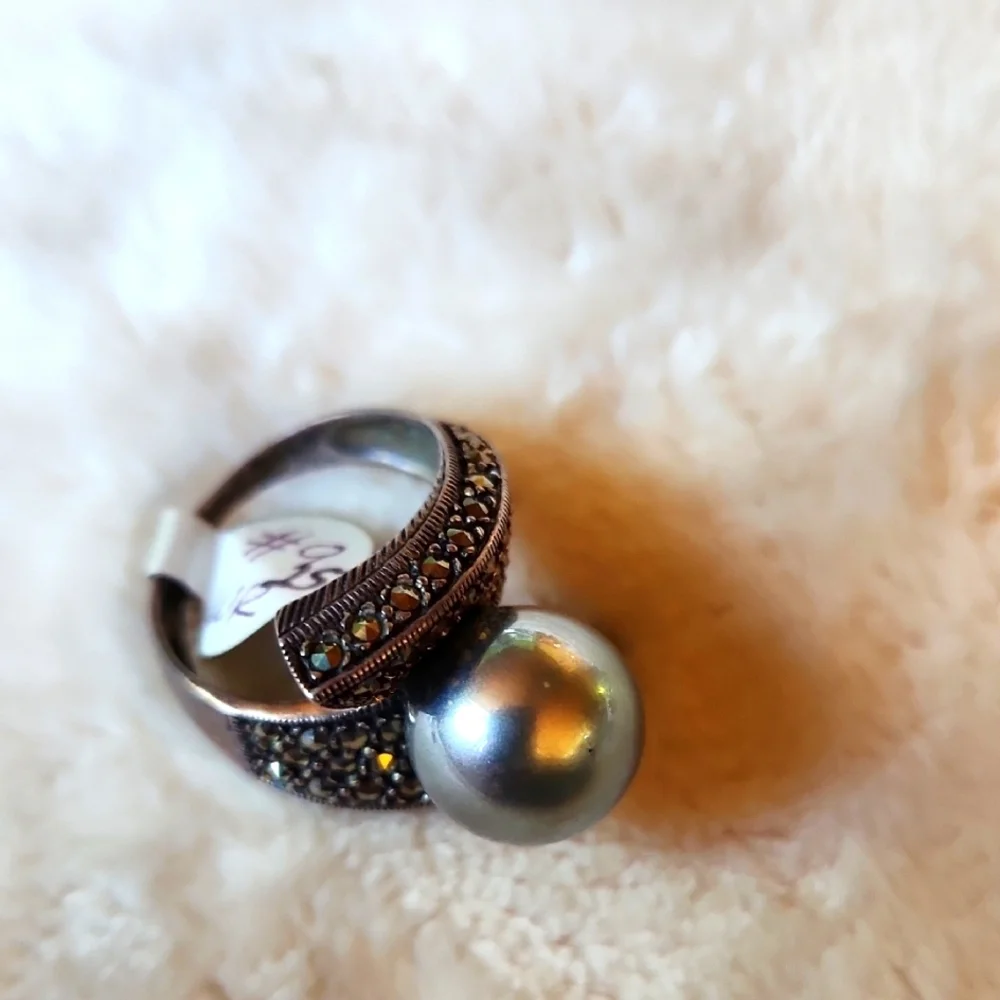 Elegant Silver‎ Pearl Ring